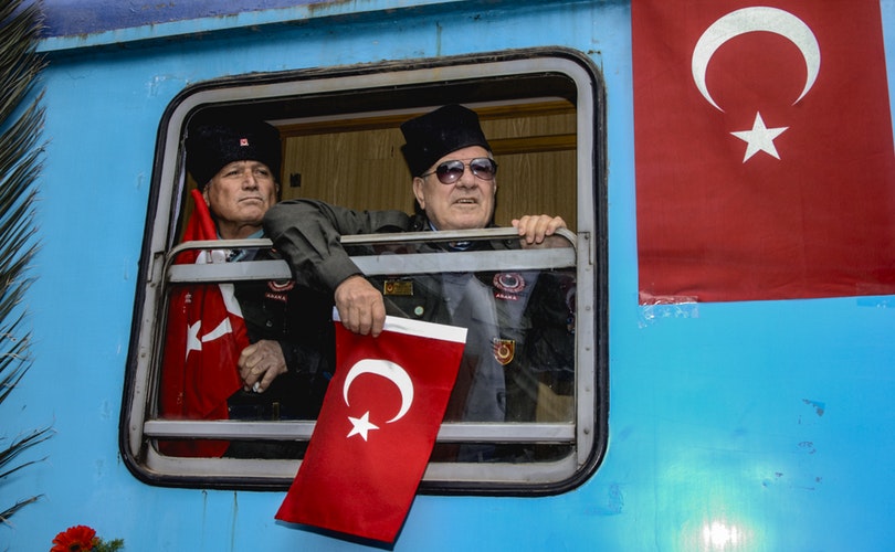 Τουρκία: Θα επιβραβεύσουν οι κάλπες την προεκλογική παραφροσύνη του Ερντογάν;