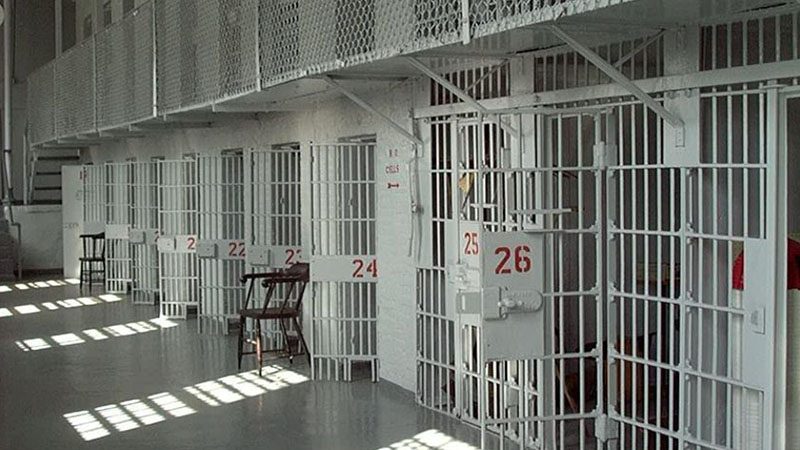 Τρίκαλα: Επίθεση από κρατούμενο σε σωφρονιστικό υπάλληλο