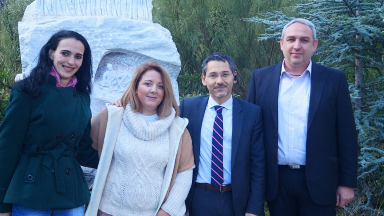 Υποψήφια δημοτική σύμβουλος στη Ραφήνα υμνεί τον χουντικό Ντερτιλή