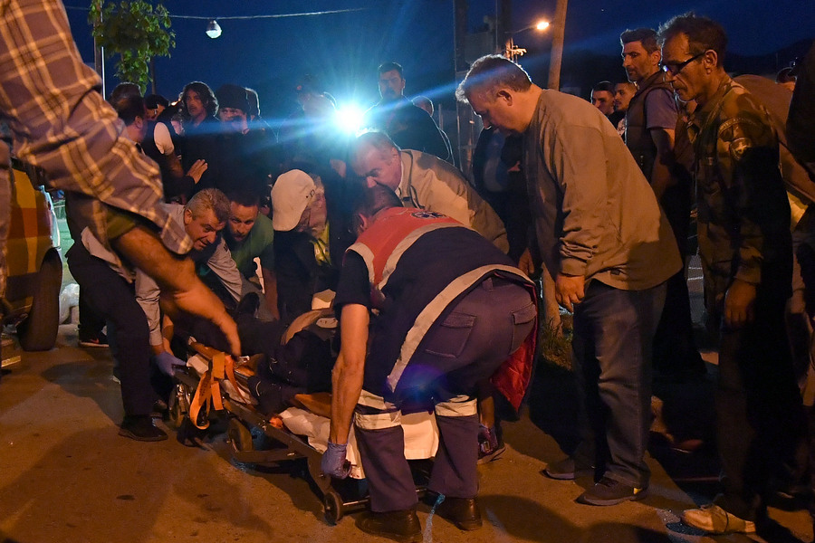 Συγκλονίζει η περιγραφή της συζύγου του εικονολήπτη που παρακολουθούσε live το θάνατό του&hellip;