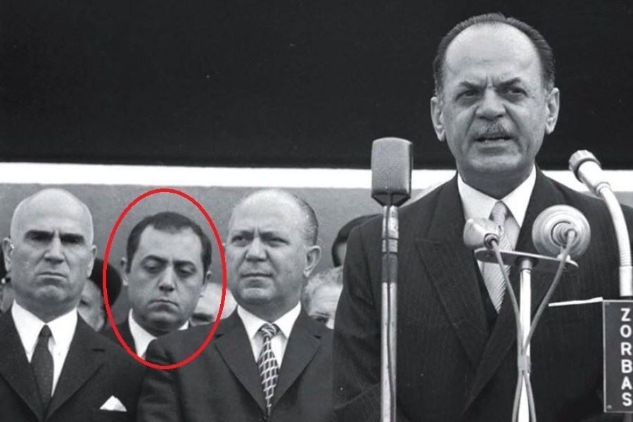 Το χρονικό ενός ακροδεξιού μυθεύματος