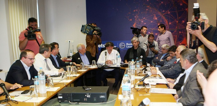 Στην Α2 υποβιβάζεται ο Ολυμπιακός αν δεν κατέβει στο ΟΑΚΑ – Οι αποφάσεις&hellip;