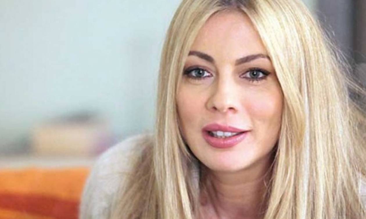 Η Σμαράγδα Καρύδη απαντά στον Γρηγόρη Ψαριανό: Σε εγκαλώ γιατί σε πληρώνω από&hellip;