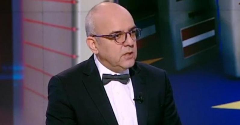 Τα…’Απαντα του Μπάμπη: Από την “σοβαρή Χρυσή Αυγή”, μέχρι το “ΔΝΤ γερά…”