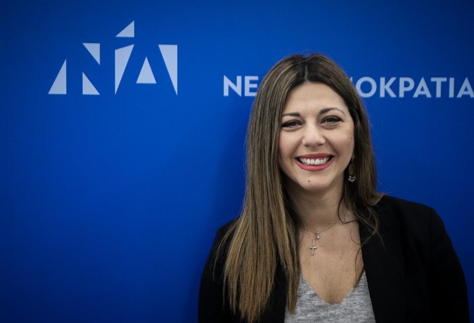 “Χλιαρή” αντίδραση Ζαχαράκη στο νέο χυδαίο σχόλιο Ψαριανού για την Αχτσιόγλου