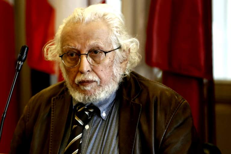 “Μωραίνει κύριος”! Η κριτική Κούλογλου στο Μαξίμου για την μη επιλογή Γραμματικάκη και&hellip;