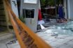 Ανατίναξαν ΑΤΜ στη Γλυφάδα και γέμισε λεφτά ο δρόμος