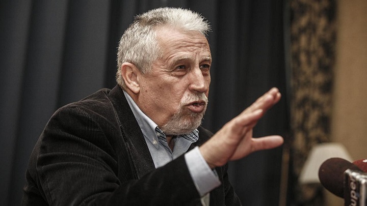 Πέθανε ο Γιάννης Μανώλης