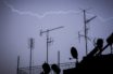 Μέσα σε μία ώρα 680 κεραυνοί και 60 χιλιοστά βροχής στην Αττική!