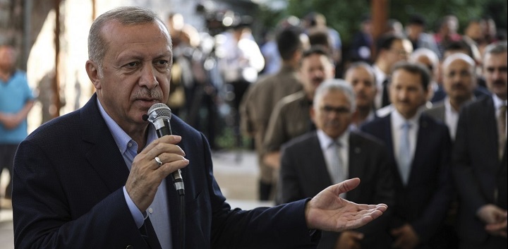 Ο Ερντογάν προκαλεί ενόψει εκλογών στην Κωνσταντινούπολη: Οι κατακτήσεις της καρδιάς μας ξεκίνησαν το 1453