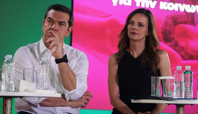 Εκπρόσωπος του ΣΥΡΙΖΑ η Έφη Αχτσιόγλου, κυβερνητικός εκπρόσωπος ο Λευτέρης Κρέτσος