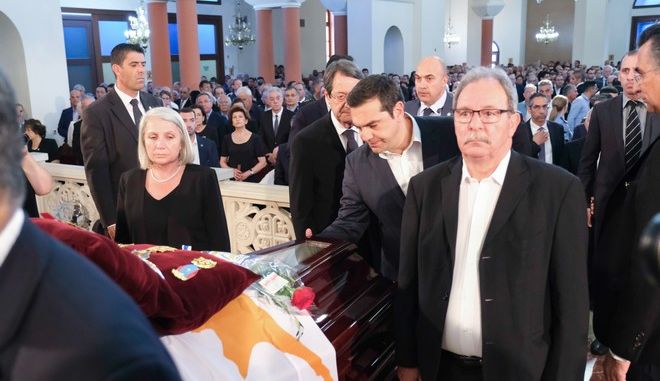 Σε κλίμα συγκίνησης η κηδεία του Δημήτρη Χριστόφια – Το αντίο του&hellip;