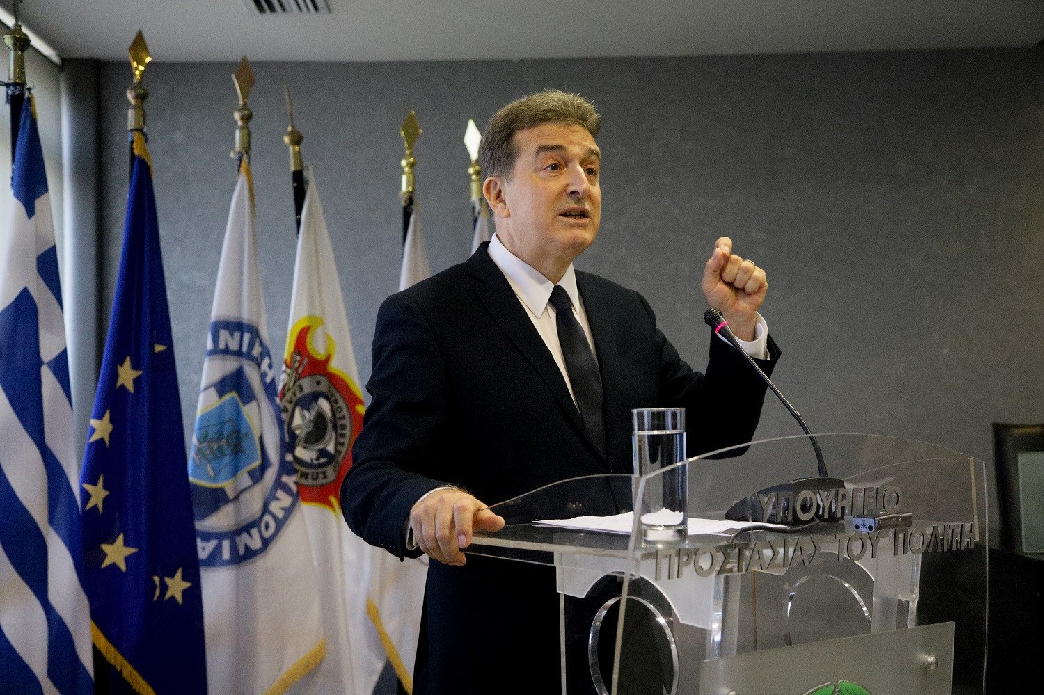 Και επίσημα τέλος ο Αρχηγός της ΕΛ.ΑΣ – Η ανακοίνωση με αιχμές του&hellip;