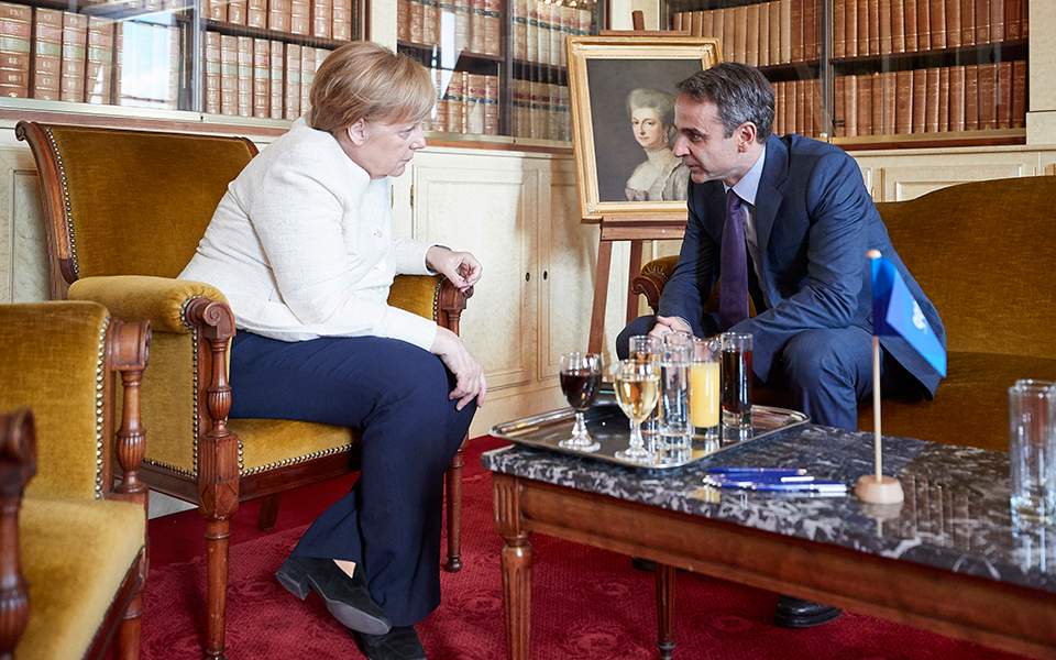 Η μείωση των πλεονασμάτων ο μεγάλος “πονοκέφαλος” Μητσοτάκη