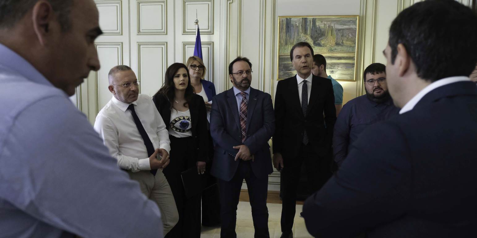 Σφοδρή επίθεση Τσίπρα: Αφερέγγυα η ΝΔ στο Μακεδονικό, ο κ. Μητσοτάκης οφείλει συγγνώμη στον ελληνικό λαό