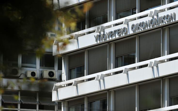 Υπεγράφη η απόφαση για παράταση και αναστολή καταβολής οφειλών στην εφορία σε δήμους…