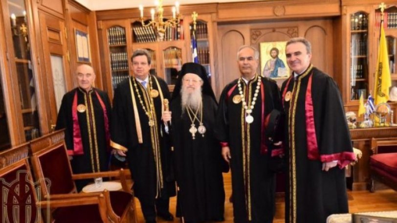 Τσουνάμι αντιδράσεων για τη “μυστική” αγόρευση του Μητροπολίτη Θεσσαλονίκης Άνθιμου σε επίτιμο διδάκτορα…