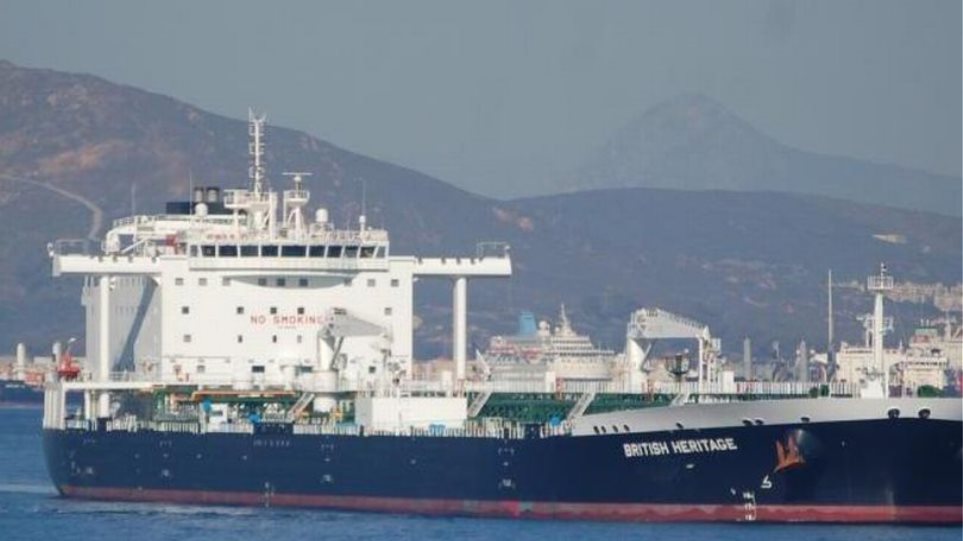 Θερμό επεισόδιο στον Κόλπο: Ιρανικά πολεμικά επιχείρησαν να καταλάβουν βρετανικό δεξαμενόπλοιο