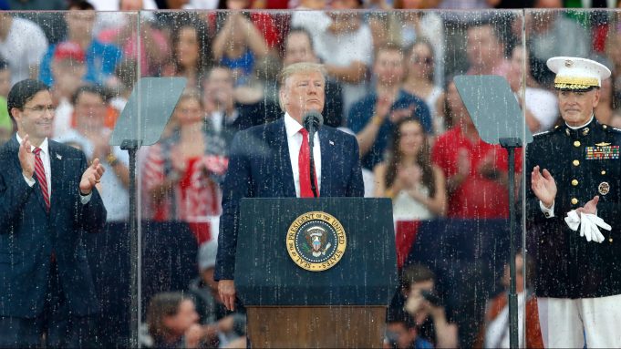 Για όλα φταίει το “ότοκιου” και η βροχή – Πώς δικαιολόγησε ο Τραμπ&hellip;