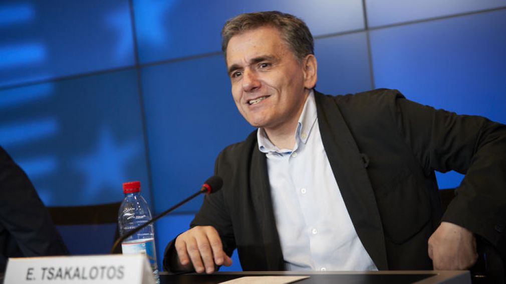 Απολαυστικός Τσακαλώτος απαντά στο δημοσίευμα ότι είναι ανάμεσα στους διαδόχους της Λαγκάρντ