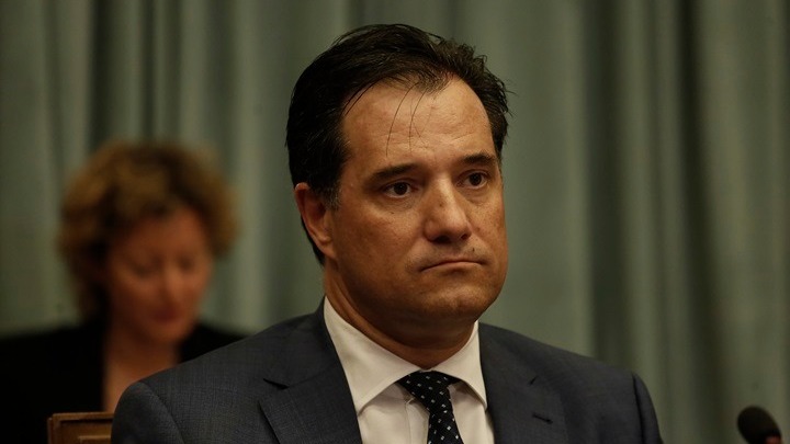 Γεωργιάδης: Ρύθμιση για “ποινική ασυλία” τραπεζικών στελεχών που ασχολούνται με αναδιάρθρωση δανείων