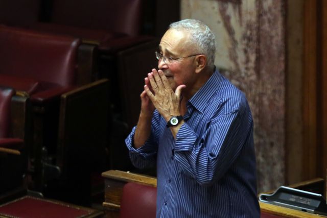 Νέα απίστευτη δήλωση Ζουράρι: Αν βγει ο Μητσοτάκης, θα προσφύγω ικέτης για πολιτικό&hellip;