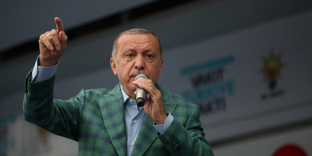 Ρόναλντ Μαϊνάρντους / Ο Ερντογάν φοβάται μια εκλογική ήττα