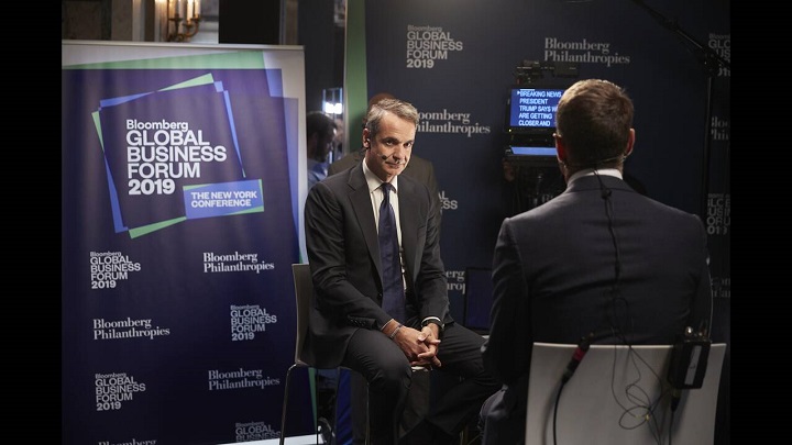 Μητσοτάκης στο Bloomberg: Η Τουρκία μπορεί να κάνει περισσότερα στο προσφυγικό (vid)