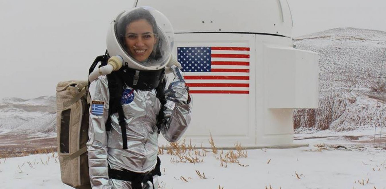 Μετά το σάλο: Η Wikipedia άλλαξε το λήμμα της Ελένης Αντωνιάδου – “Δεν…