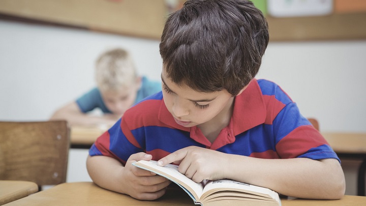 Έκθεση σοκ από την Κομισιόν: Ένας στους τρεις μαθητές στην Ελλάδα υστερεί στην&hellip;