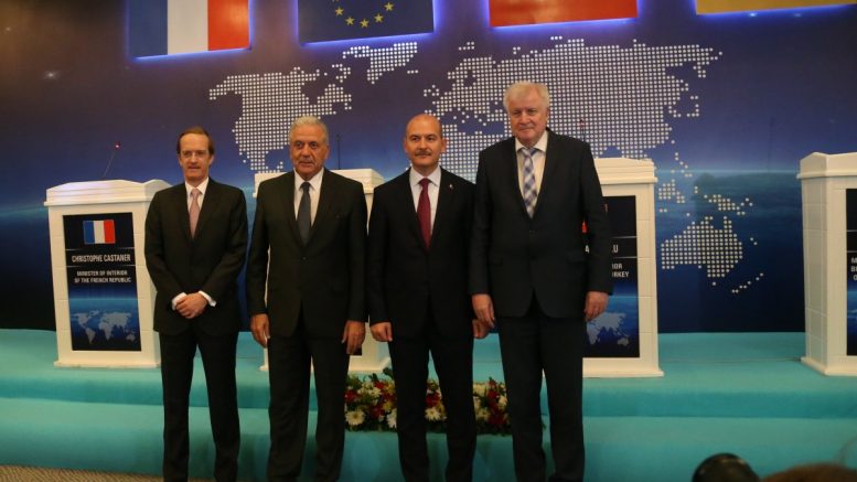 Στο απυρόβλητο η Τουρκία για το μεταναστευτικό- Γερμανικά “ευχαριστώ” και λέξη για τις απειλητικές δηλώσεις