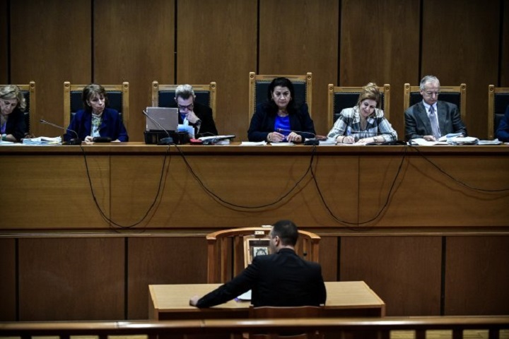 Απολογία Κασιδιάρη: Τι είπε για Σαμαρά, Μπαλτάκο, Ρουπακιά, χιτλερικούς ύμνους, σβάστικα