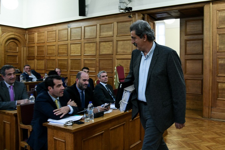 Πολάκης: “Δεν θα αναγνωρίσουμε ένα κοινοβουλευτικό πραξικόπημα – Ζήσαμε χουντικές στιγμές” (vid)