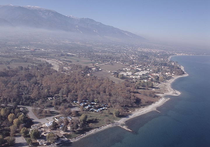 Νεκρός από φωτιά στο κάμπινγκ της Ασπροβάλτας