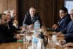 Ψήφος Αποδήμων: Νέα υπαναχώρηση της κυβέρνησης, αυτή τη φορά στο κριτήριο του χρόνου απουσίας