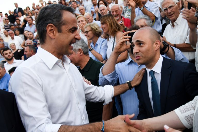 Ο Μπογδάνος σε ρόλο αρθρογράφου “εξυμνεί” τις 100 μέρες της κυβέρνησης- Ποιο “σόουλ” κομμάτι αφιερώνει στον Κ. Μητσοτάκη