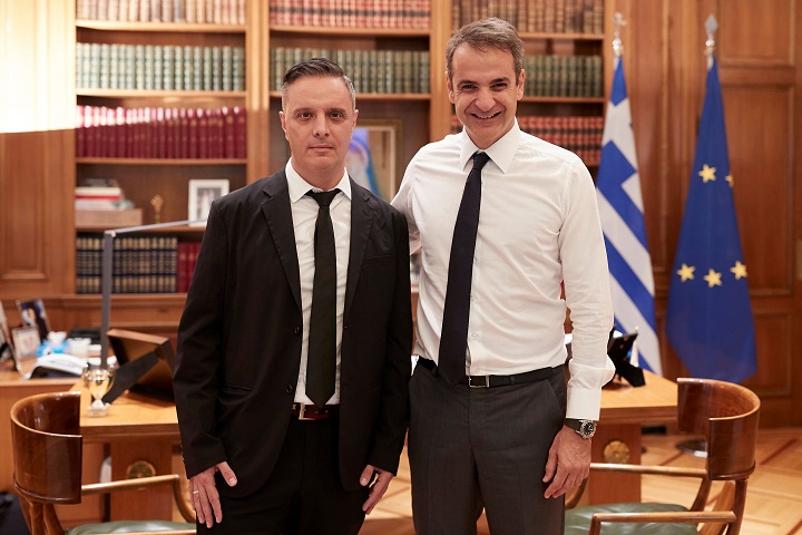 Ποιος είναι ο Έλληνας της διασποράς που αναλαμβάνει ειδικός σύμβουλος (Chief Creative Officer) του Κυρ. Μητσοτάκη
