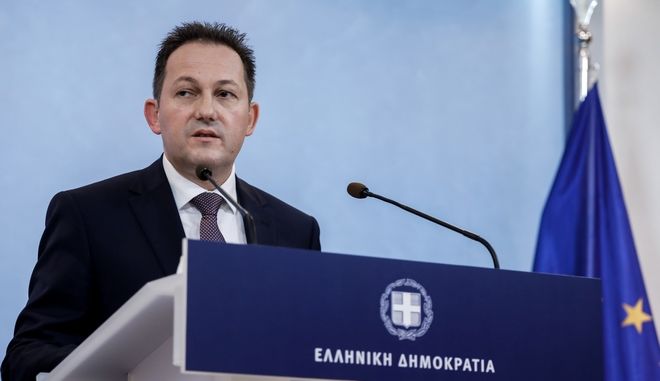 Πέτσας: Η κυβέρνηση δεν ανακατεύεται στο έργο της Βουλής- Δεν φιμώνουμε Τζανακόπουλο και Πολάκη