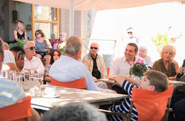 LIVE: Συνέντευξη Τσίπρα κατά την περιοδεία του στην Αχαΐα