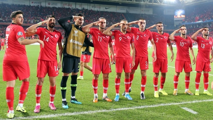 Ακόμα και η UEFA κάνει “τα στραβά μάτια” στην τουρκική εισβολή- Καμία κύρωση στην Εθνική τους