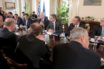 Υπουργικό Συμβούλιο: Τα θέματα και οι αποφάσεις – Ψήφος αποδήμων, ΔΕΗ και αθλητική βία (vid)