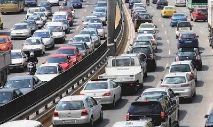 Μποτιλιάρισμα στην Αθηνών-Λαμίας λόγω τροχαίου