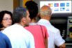 Πιστώνονται οι συντάξεις στους λογαριασμούς των δικαιούχων