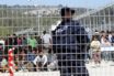 Τα πρώτα 5 κλειστά κέντρα προσφύγων στην ενδοχώρα – Σε ποιες πόλεις θα κατασκευαστούν