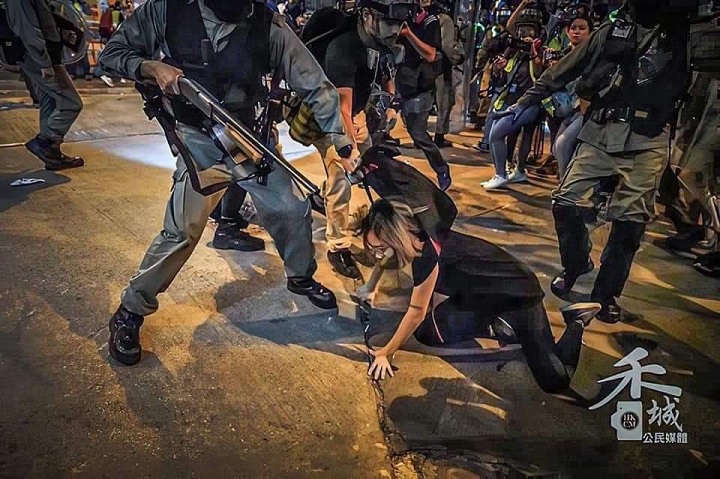 Νέες ταραχές στο Χονγκ Κονγκ: Σε κρίσιμη κατάσταση τρεις τραυματίες (video)