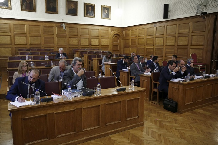 Προκύπτει ηθικό και νομικό ζήτημα εξαίρεσης του Θ. Πλεύρη από την προανακριτική για τη Novartis; – Συναντήσεις με Μανιαδάκη και Φρουζή