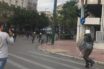Ένταση στο κέντρο της Αθήνας – Αστυνομικοί έκαναν χρήση χημικών εναντίον μαθητών και φοιτητών (vid)