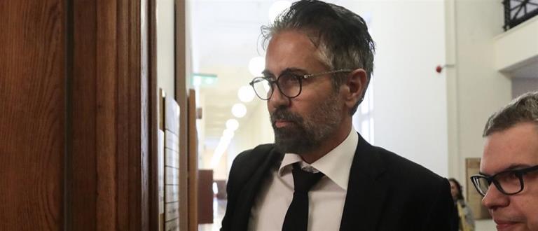 Φρουζής: Υποβάλλει αίτηση να αποδεσμευτούν οι λογαριασμοί του με το νέο κυβερνητικό νόμο