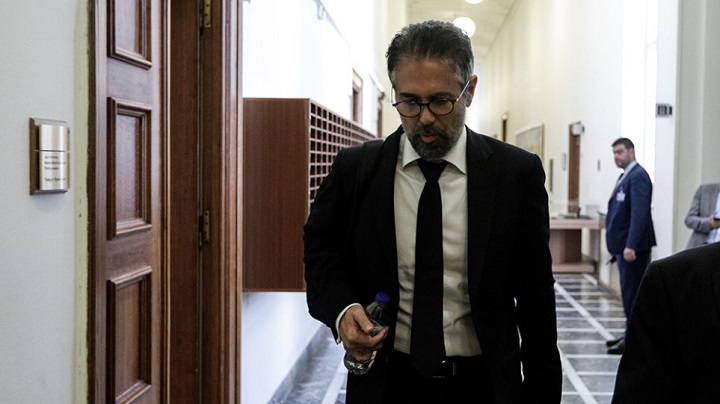 Αποκάλυψη για Novartis: Ο Φρουζής έστειλε SMS στη γραμματέα του να αποκρύψει την…