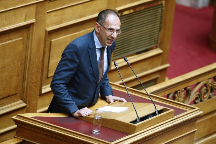 Γεραπετρίτης: “Παραπλανητικό το άρθρο των Financial Times”